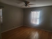 Bedroom avail - 3927 Wellington Rd House