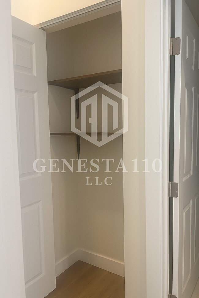 Photo - 11040 Genesta Ave Unit Lower Level