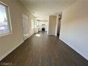 Photo - 1081 W Rialto Ave