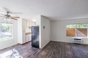 Photo - Parkview Poway Apartments