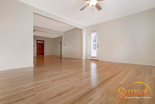 Photo - 1972 Frankfort St