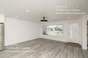 Photo - 430 47th St