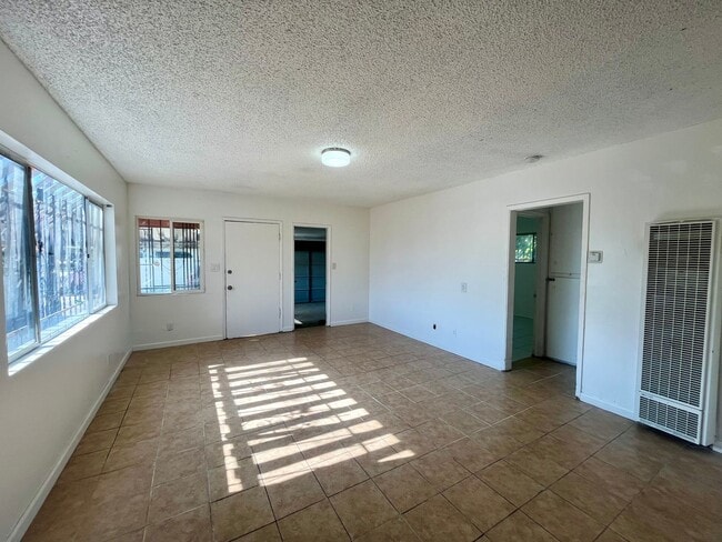 Photo - 719-21 Unit 721