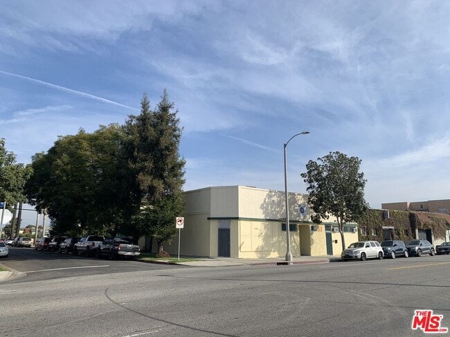 Building Photo - 3054 Virginia Rd