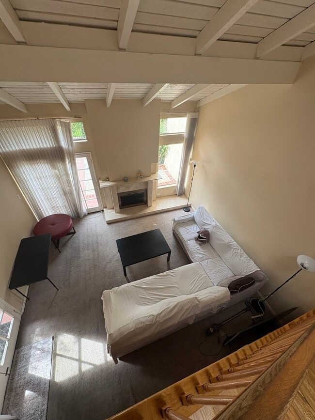 Building Photo - 11 Leatherwood Way