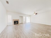 Photo - 2069 Holguin St