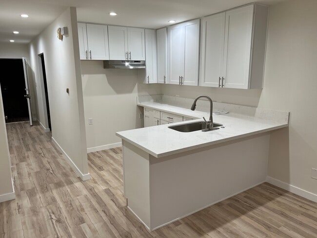 Photo - 4510 Bond St Townhome