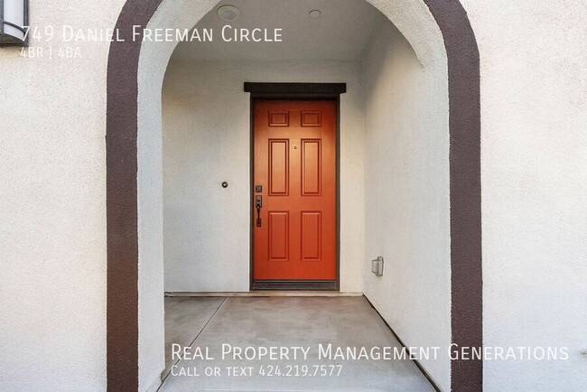 Building Photo - 749 Daniel Freeman Cir