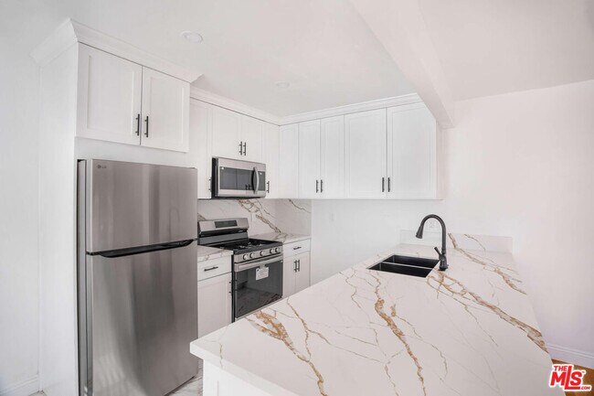 Photo - 1844 18th St Unit B