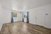 Photo - 1135 W Pillsbury St