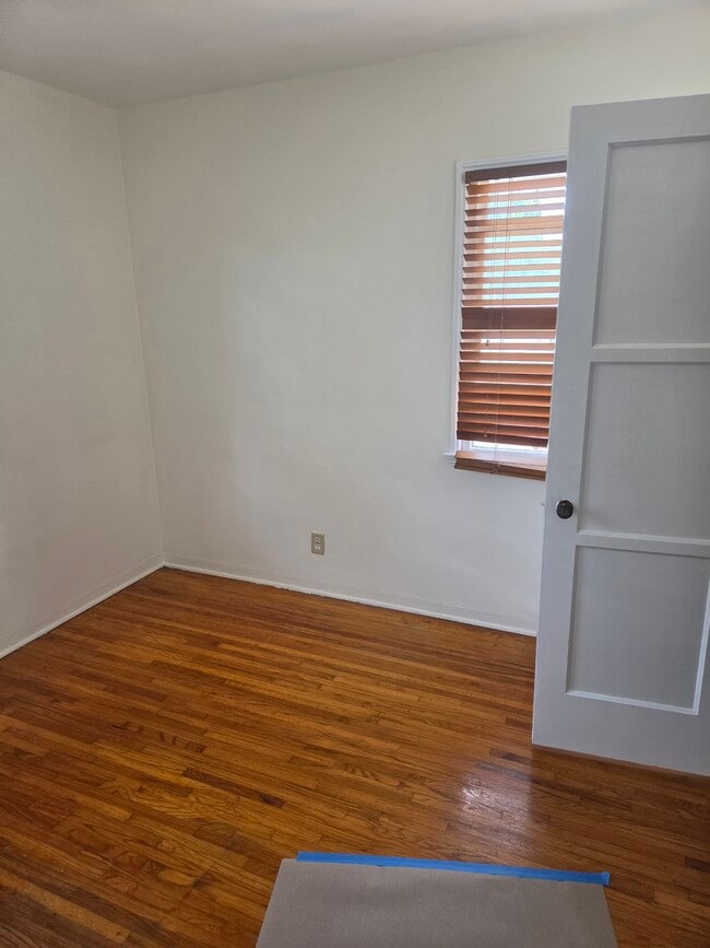 Photo - 2453 Torrance Blvd Unit D
