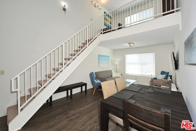 Photo - 3600 Bagley Ave Unit #302