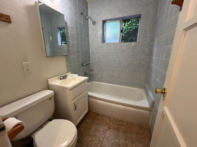 Photo - 6718 Comet St