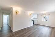 Photo - 6520 Shirley Ave Condo