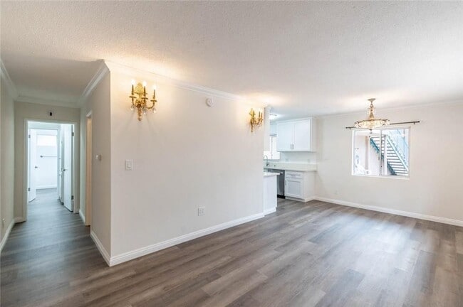 Photo - 6520 Shirley Ave