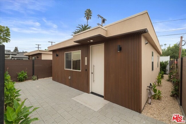 Building Photo - 5528 Sunnyslope Ave Rental