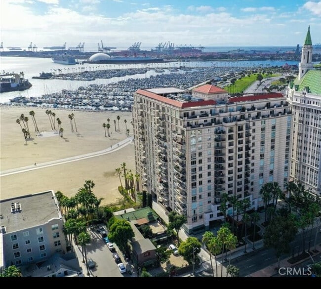 Building Photo - 850 E Ocean Blvd Unit 212