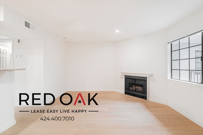 Photo - 4651 Cahuenga Blvd Unit 201