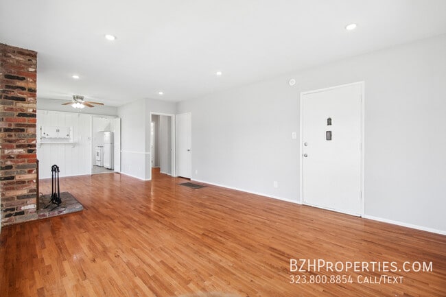 Photo - 5307 Vantage Ave Unit 1