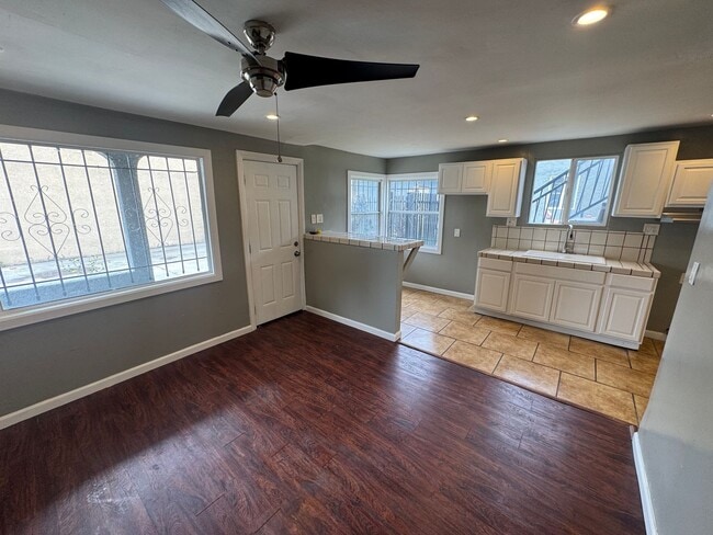 Photo - 6228SVanNess Unit 6230
