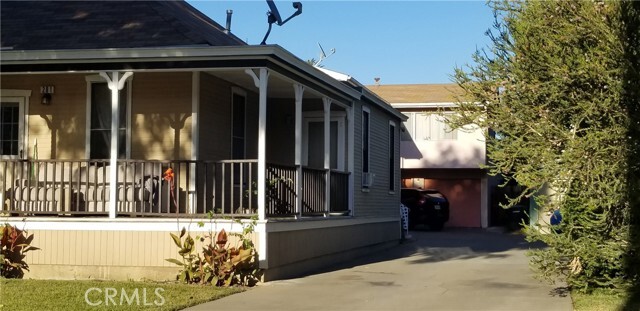 Photo - 281 N Grand St House