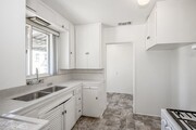 Photo - 711 N Howard St Condo