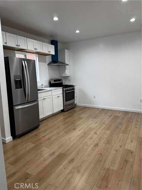 Photo - 9431 Nagle Ave