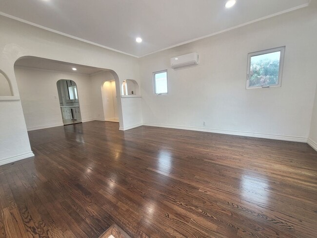 Photo - Harding Dr-628 Unit Front House