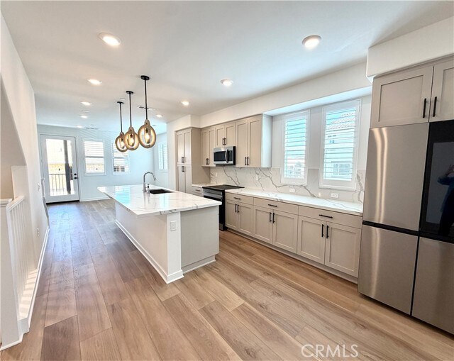 Photo - 135 Evergreen Ln