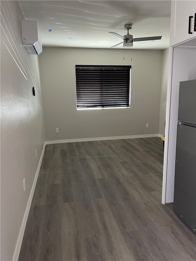Photo - 39559 Oak Cliff Dr