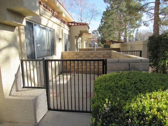 Photo - Townhouse in gated community near A.V. Col...