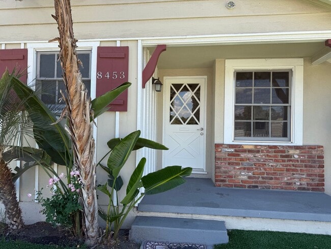 Photo - Newly Renovated Single-Family Home in Sun ...