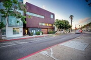 Photo - MODERN TOWNHOME, 2 EN SUITE BEDROOMS ON SEPARATE LEVELS, PRIVATE ROOF DECK WITH SUNSET VIEWS Unit 9