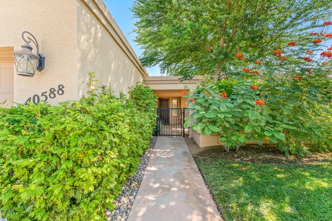 Photo - 40588 Clover Ln