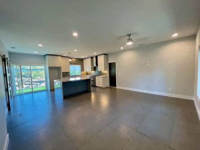 Photo - Gorgeous Home In Blossom Valley Home with ...