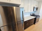 Photo - 529 W 47th St