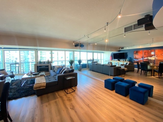 Photo - 13600 MARINA POINTE Dr Unit 1512