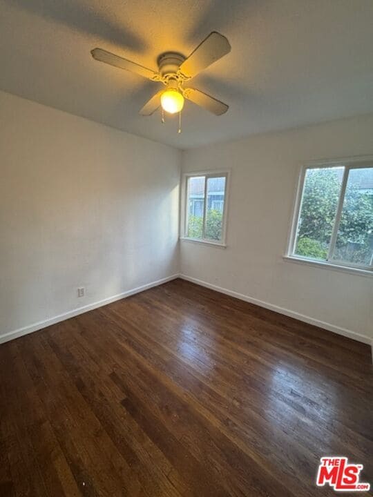 Photo - 2439 Oak St Unit H