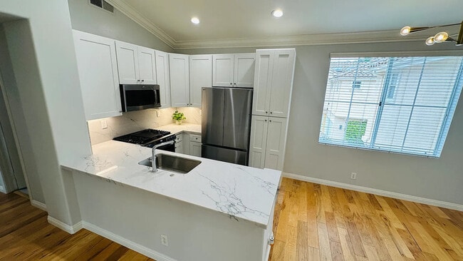 Photo - 802 Marinella Aisle Unit 132