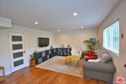 Photo - 10854 Morrison St