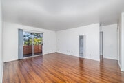 2BR, 1BA - 785SF - Living Room - 2422 E. 11th St.