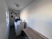 Photo - 116 N 10th St Apartment Unit B