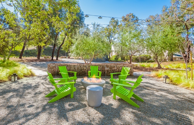 firepit - 23501 Ave La Caza Unit 103