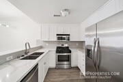 Photo - 2334 S Bentley Ave Apartment Unit 207