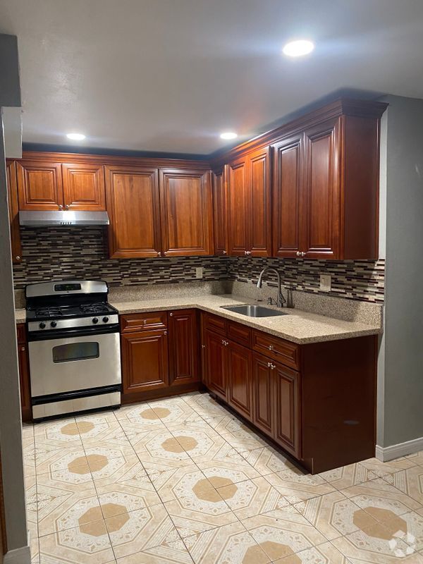 Building Photo - 2057 E Bard Rd Rental