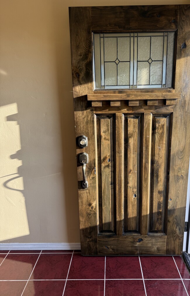 Photo - 13508 Doty Ave