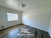 Photo - 722 E Cook St