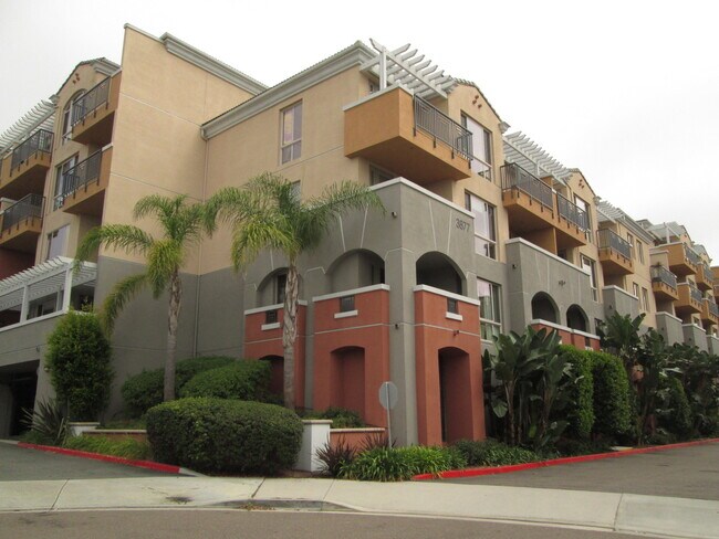 Building Photo - 2BR Carmel Valley Condo - Pell Place Unit 109
