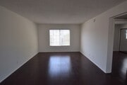 Photo - 5921 Whitsett Ave Apartment Unit 201