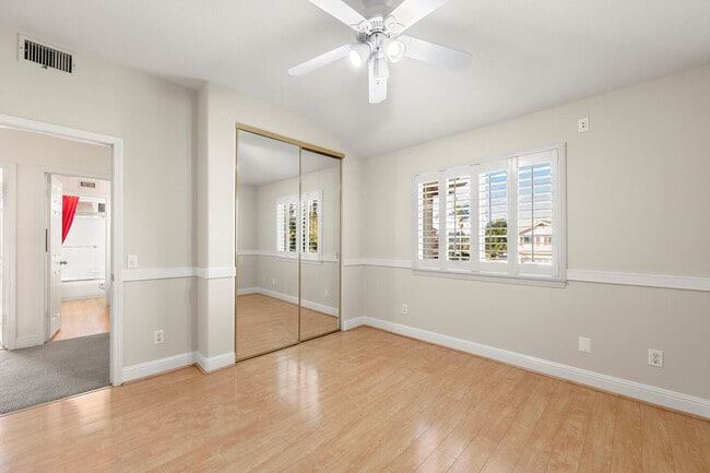 Medium bedroom - 7224 Imbach Place